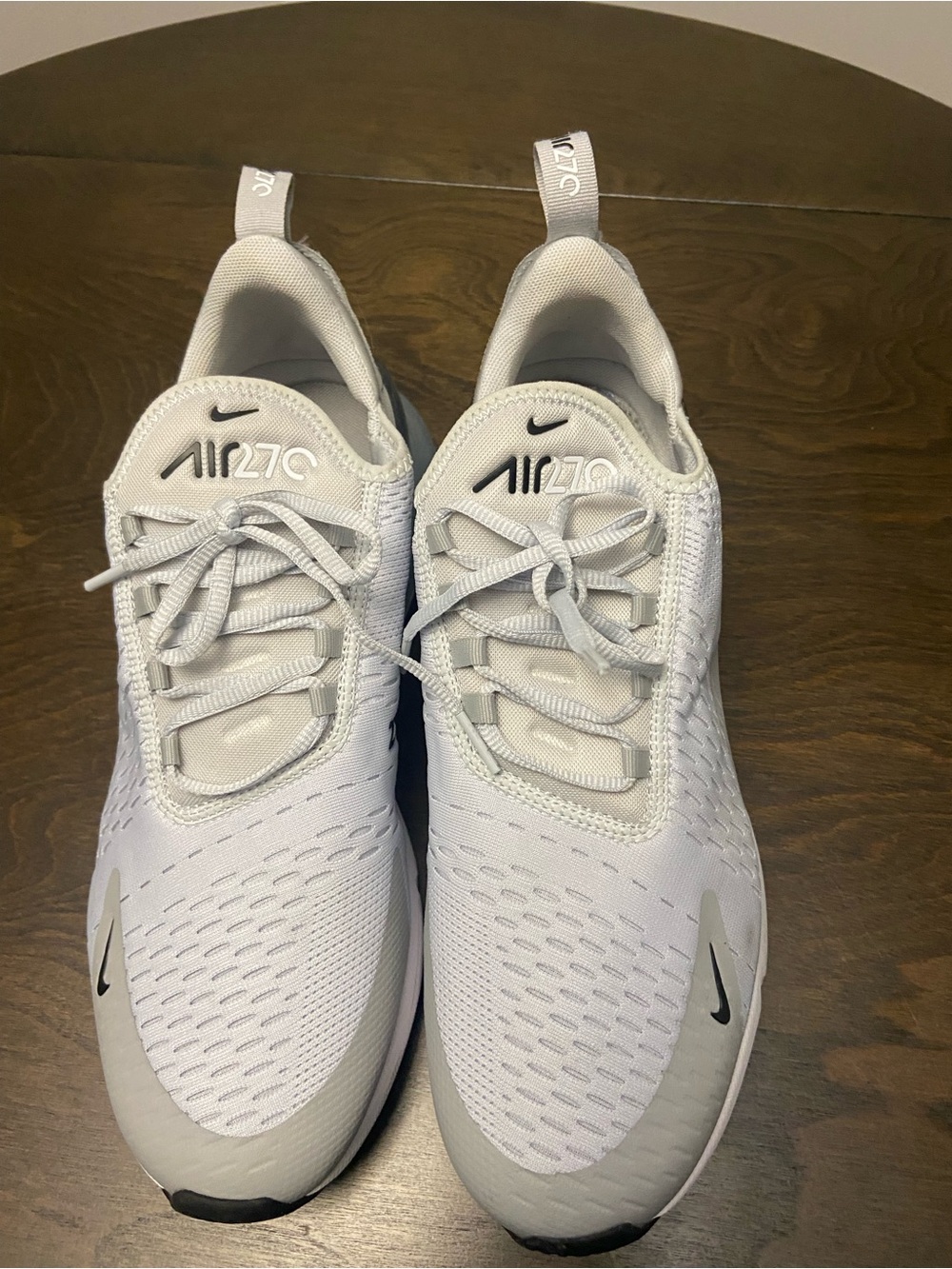 Nike Air Max 270 Women’s Sneakers - White/Gray